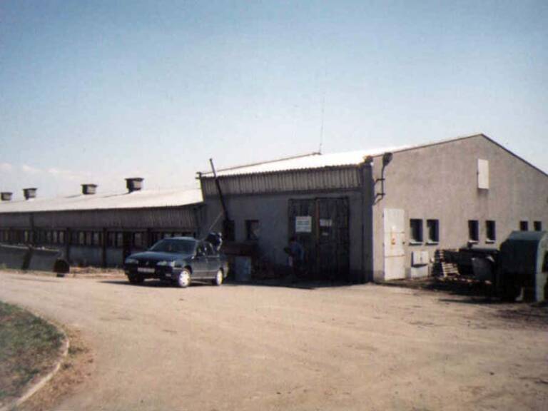 1996, provozovna, Ostrata