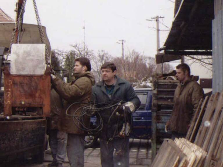 2004, stěhování do Otrokovic