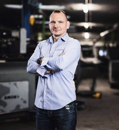 M40_5334-Enhanced-NR-